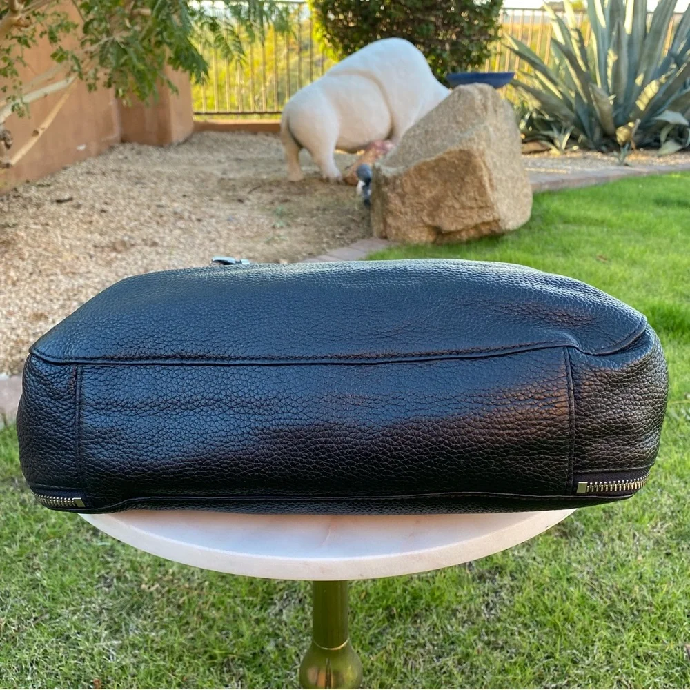 SOLD Michael Kors Large Pebbled Leather Hobo Shoulder Bag - Picture 10 of 14